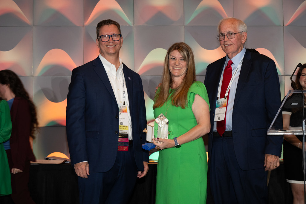 Rising Leader award