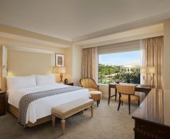 Waldorf Astoria Orlando king-sized bed room